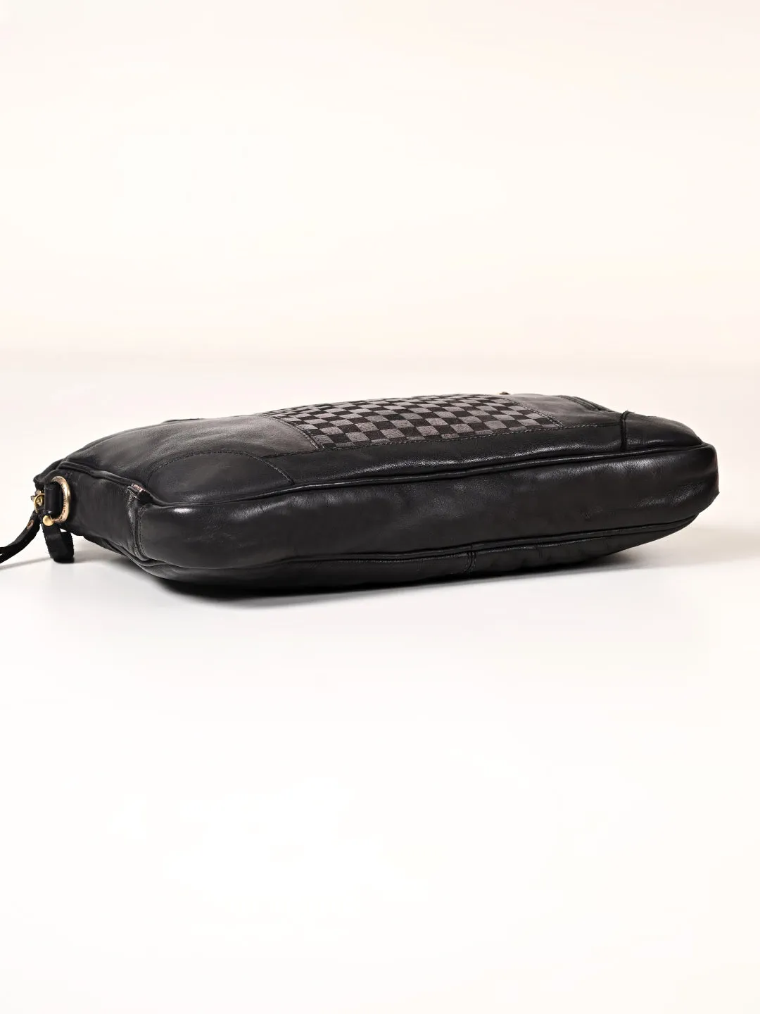 Art N Vintage Slider : Real Black Leather Laptop Bag