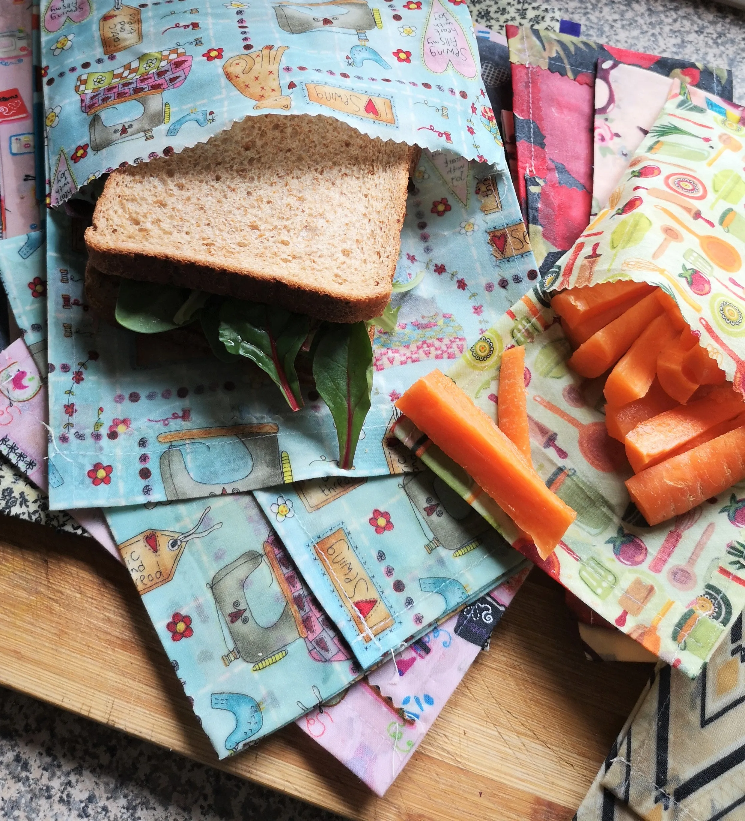 Eco friendly, re usable, beeswax coated sandwich bag & snack bag, biodegradable and non toxic