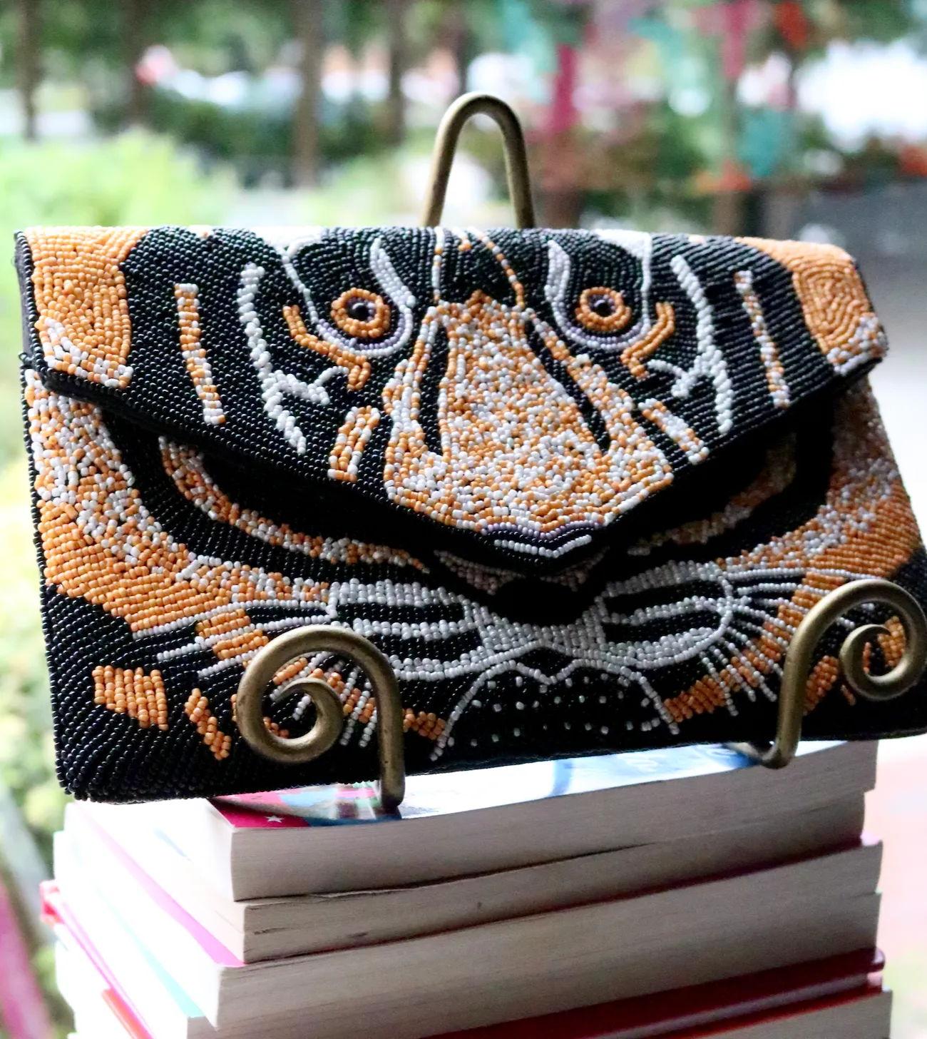 Eye of the Tiger Clutch