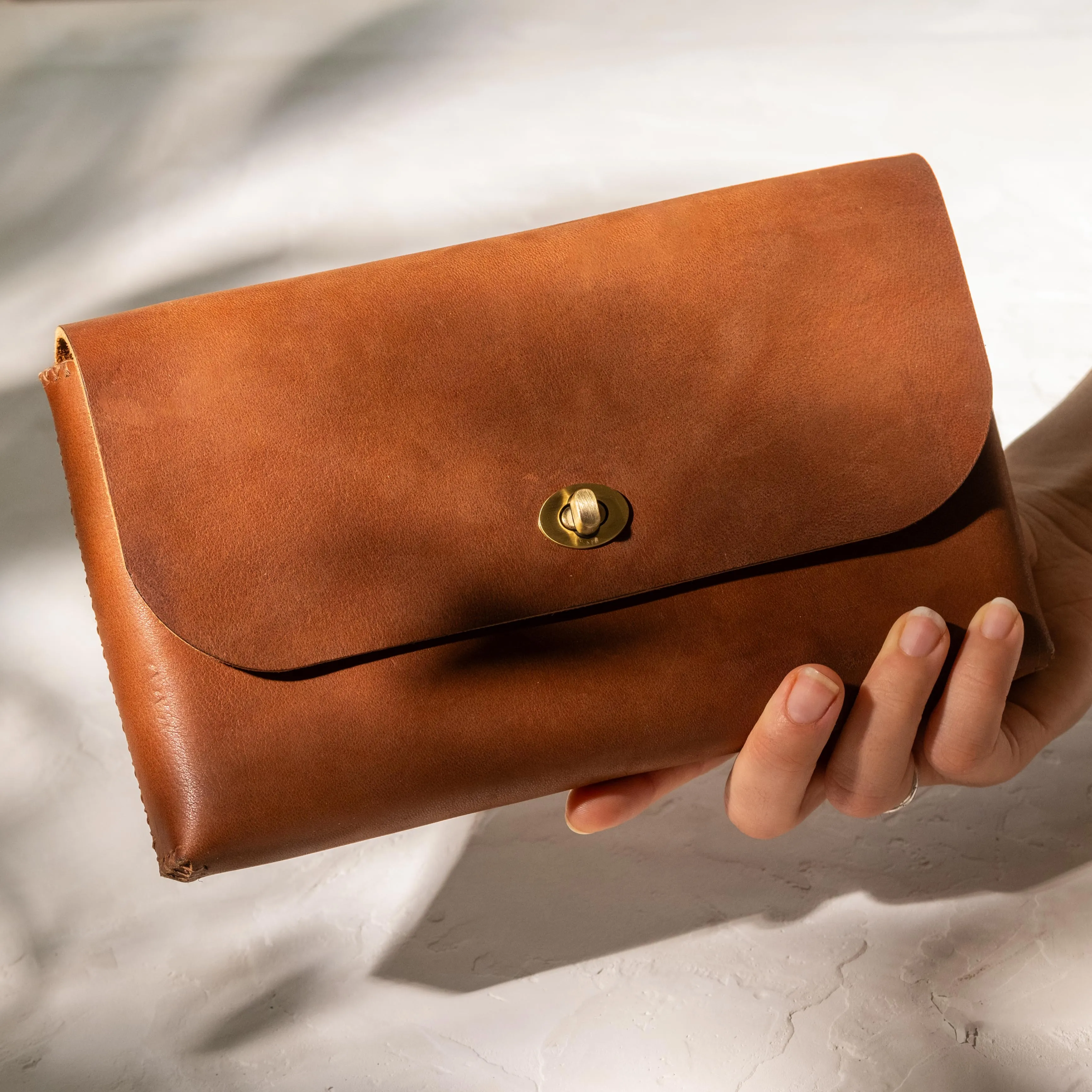 Hand Stitched Clutch in Caramel Veg-Tan