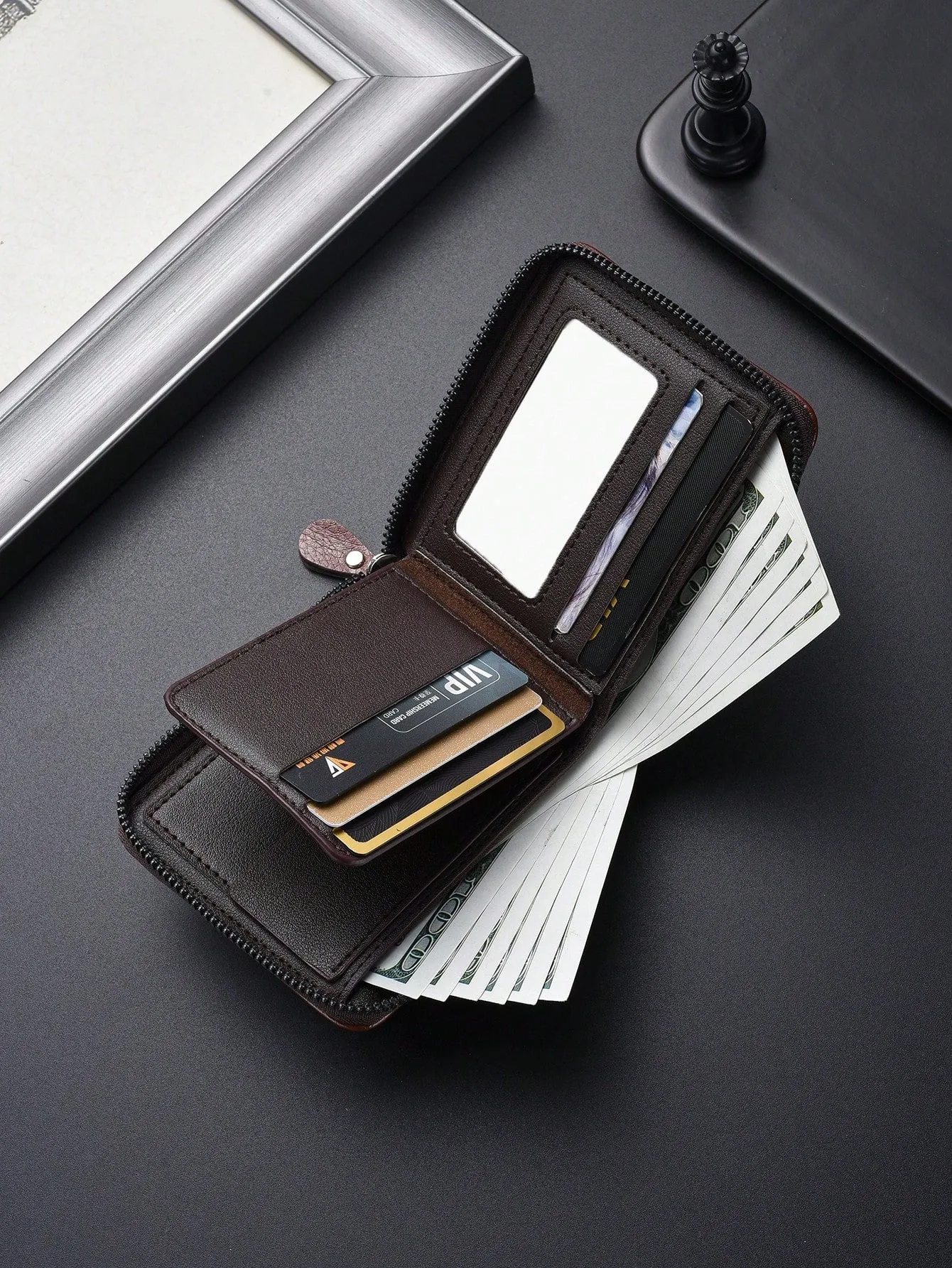 Korean-Style Fashionable Men Short Wallet, Classic Horizontal Design With Large Capacity And Multiple Card Slots For Business