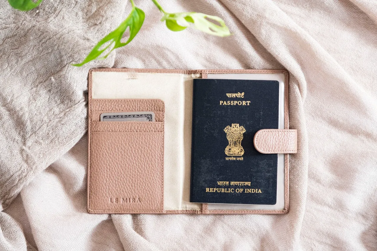 Le Mira 'The Voyager' Genuine Leather Passport Holder