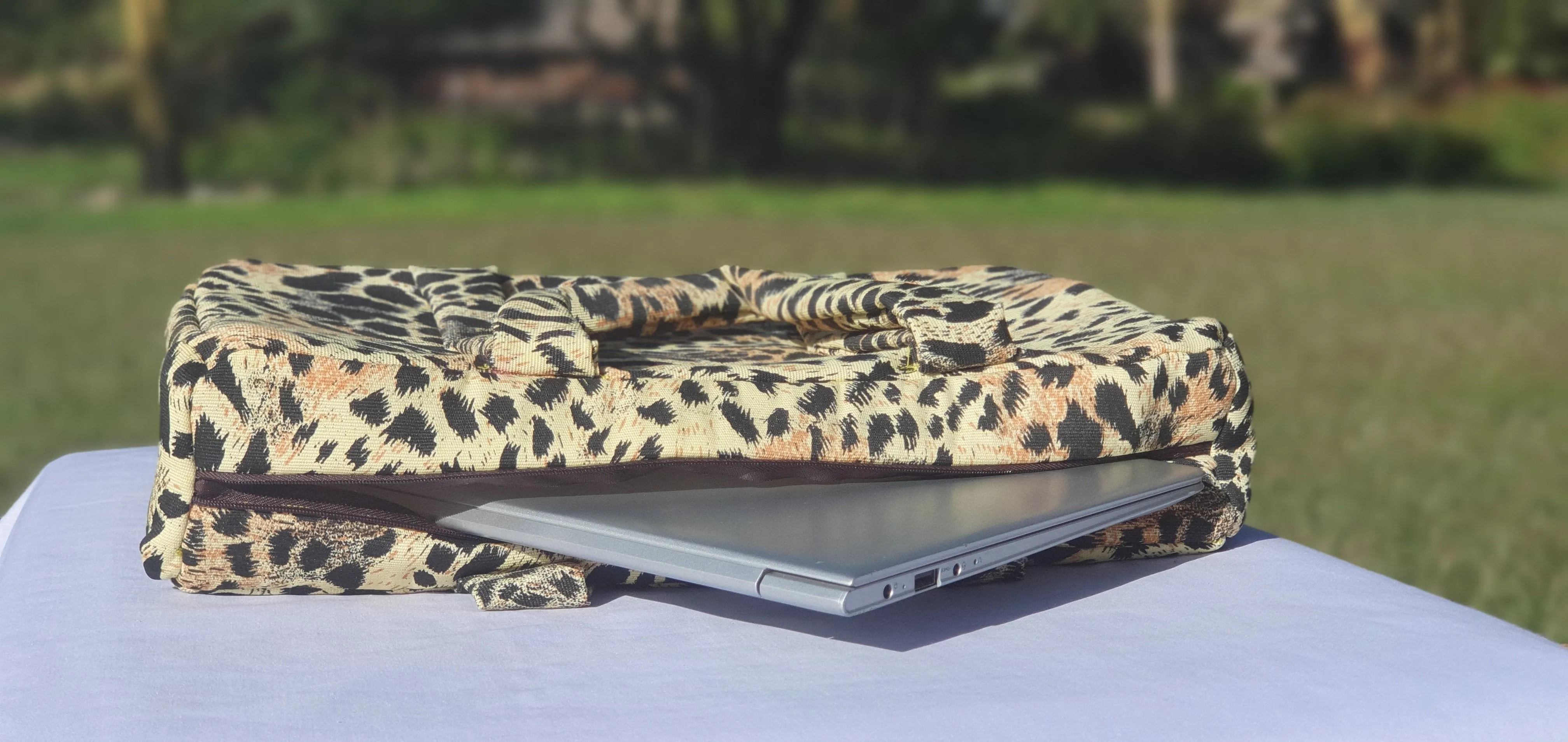 Leopard laptop bag