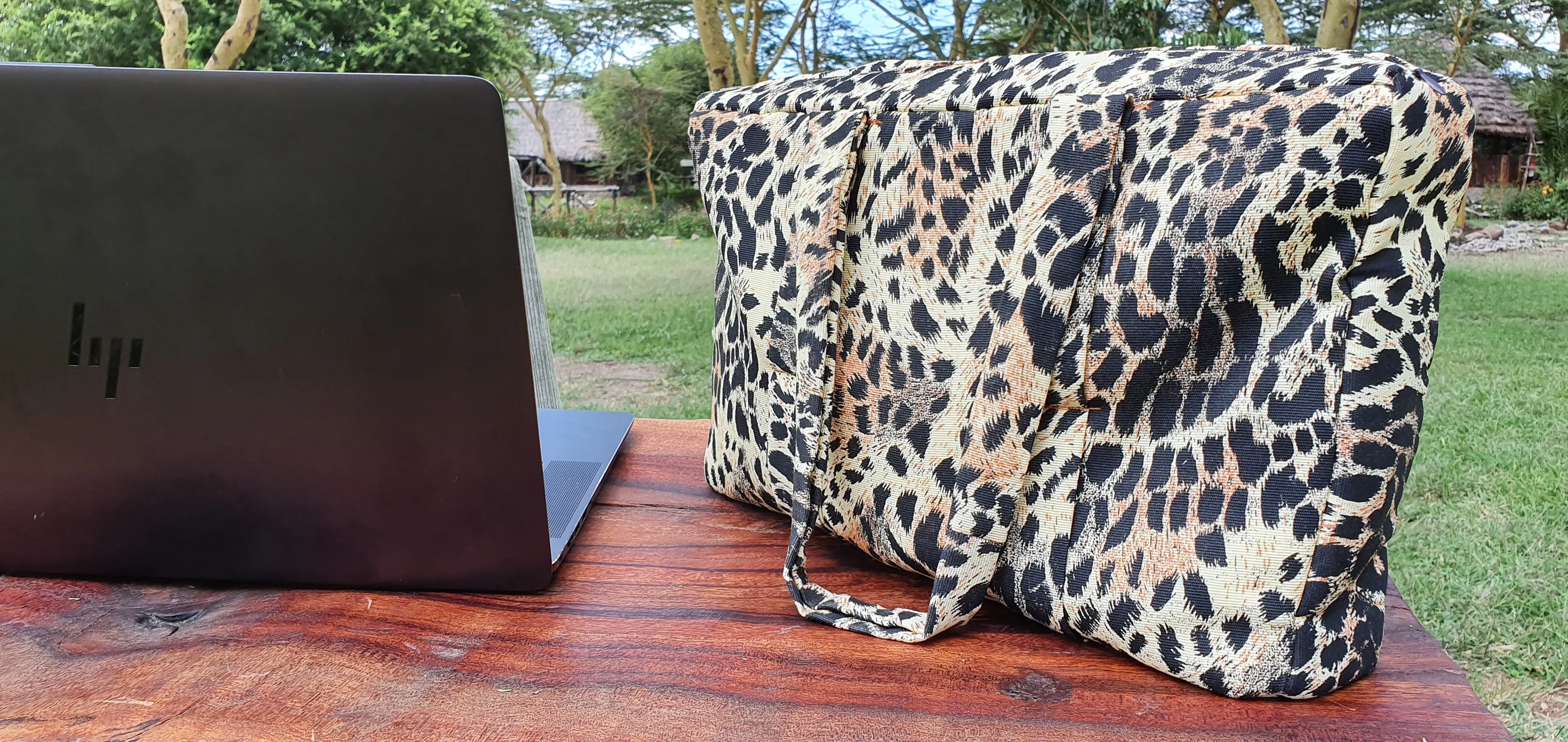 Leopard laptop bag