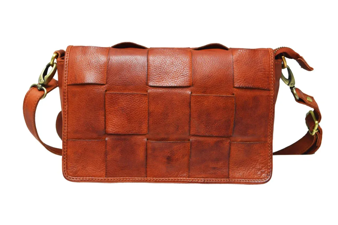 Milo Matera Leather Purse