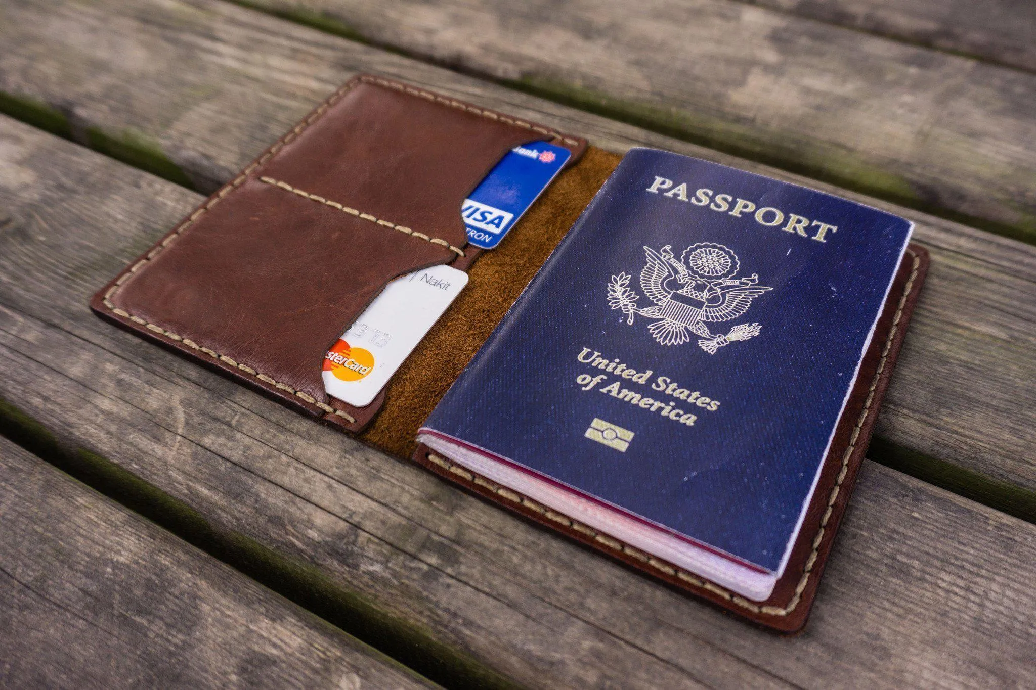 No.06 Leather Passport Holder - Brown