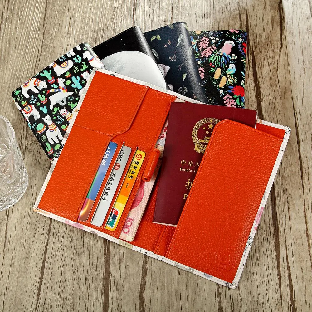 Passport Wallet: Alpacas