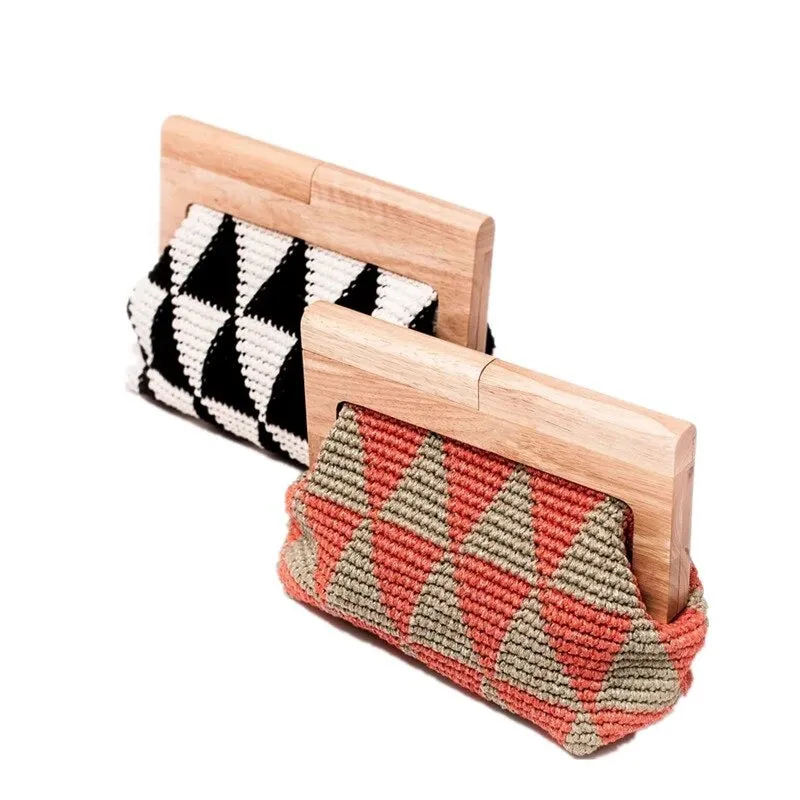 TEEK - Crochet Wood Grip Handbag