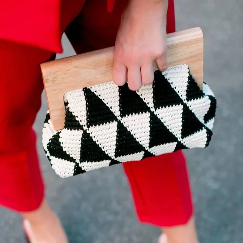 TEEK - Crochet Wood Grip Handbag