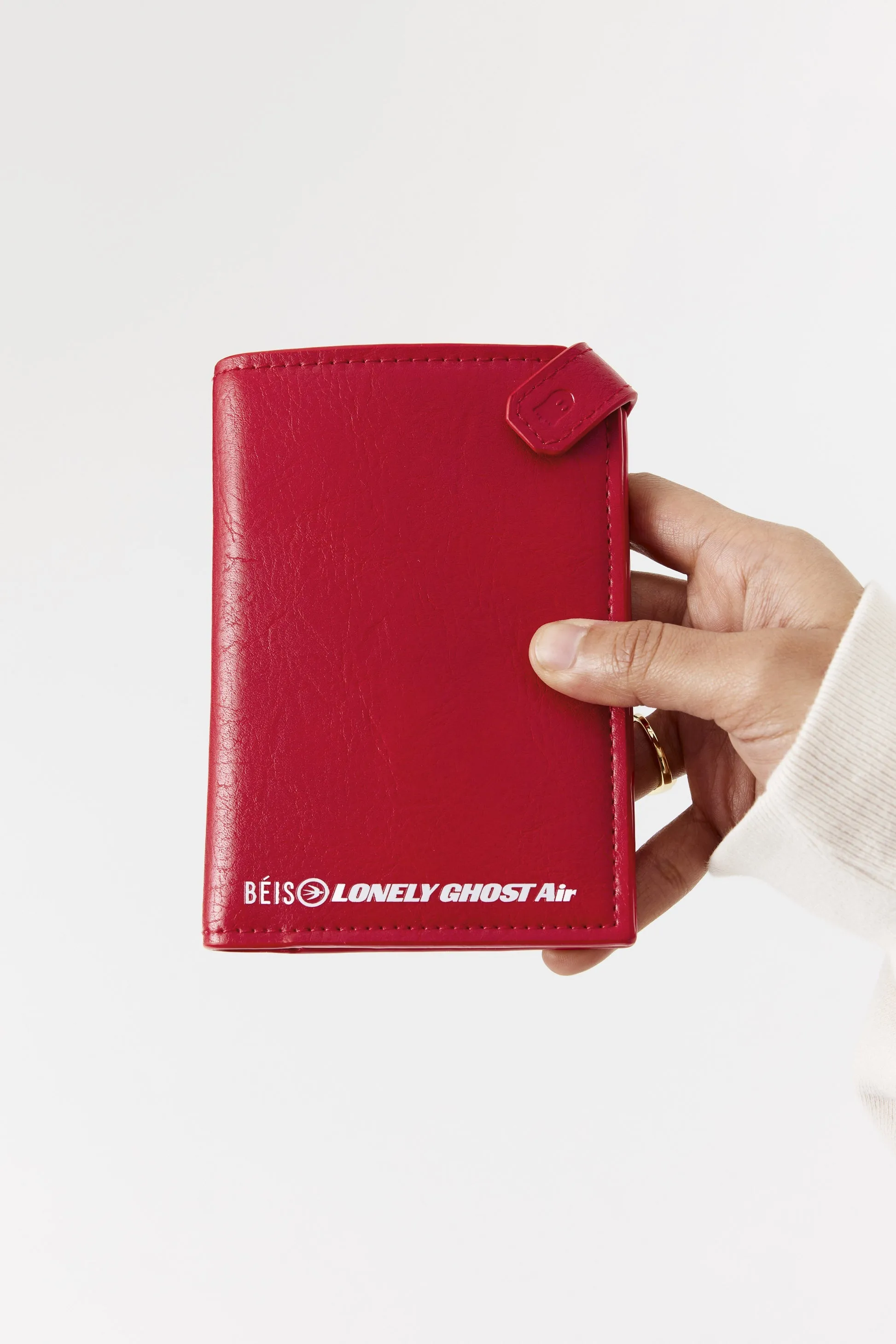 The Passport & Luggage Tag Set in Text Me Red