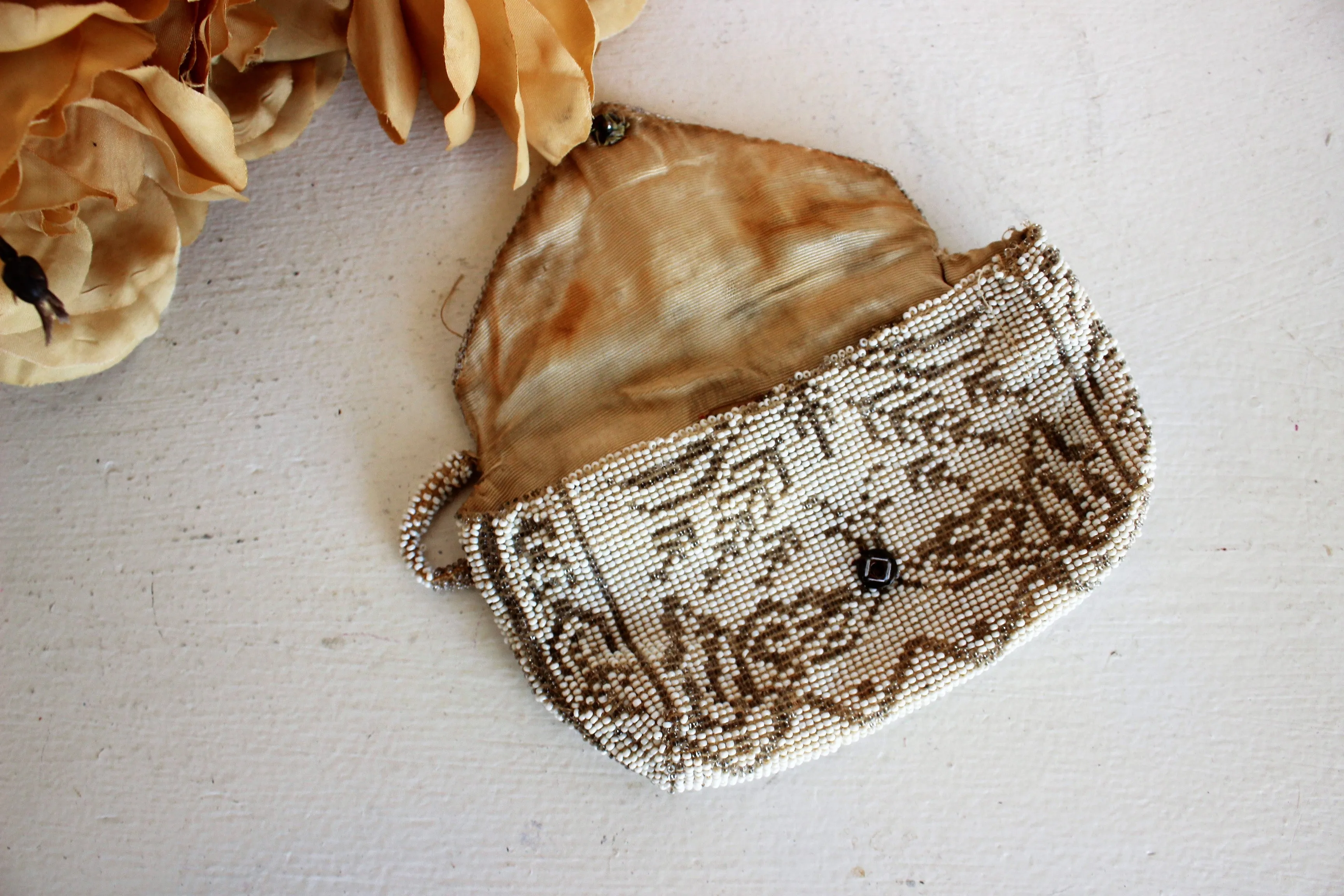 Vintage 1930s Czechoslovakian Beaded Clutch Bag