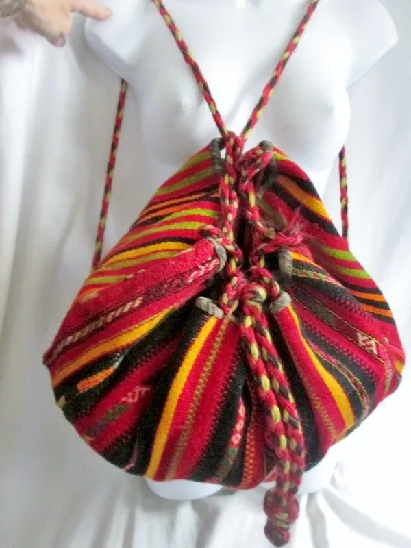 Vtg Latin Rucksack Tote BACKPACK TRAVEL BAG SERAPE BLANKET Bag Striped Wool Daytripper RAINBOW